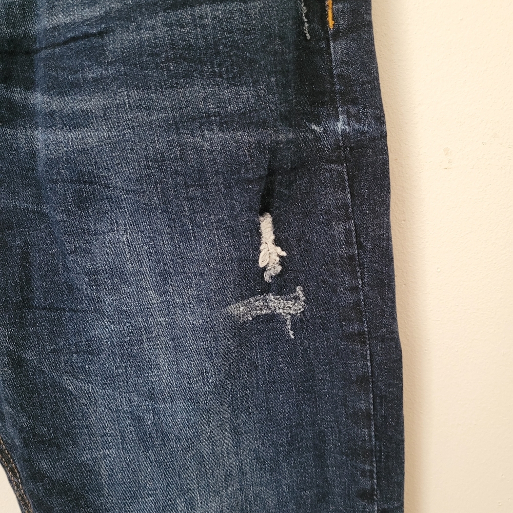 Forever 21 Jeans - Picture 2 of 11